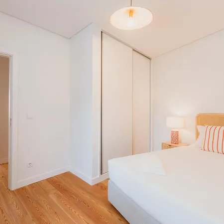 Mary Orange - No 232 1 - Stylish & Bright Two-bedroom Apartament